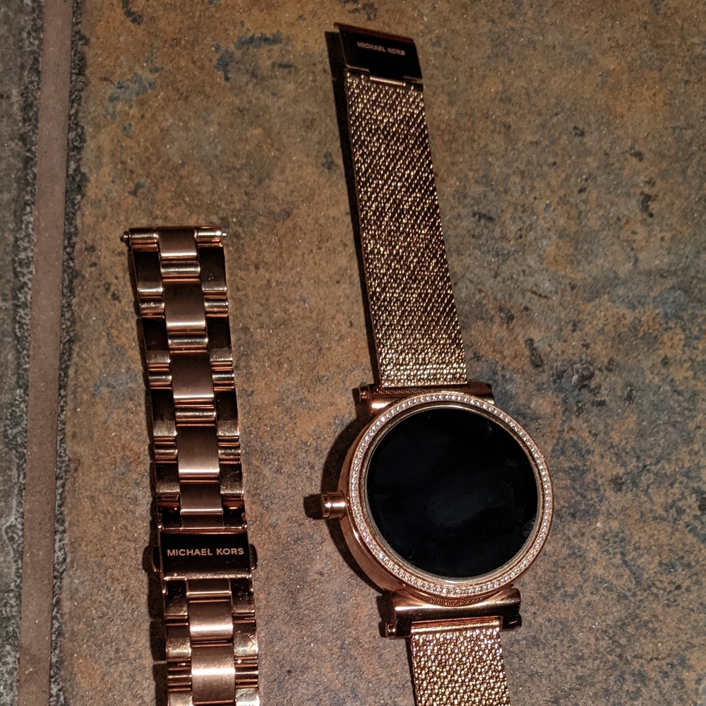 Rose Gold Michael Kors Sofie Gen 3